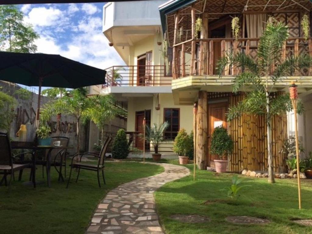 Bamboo Garden Boutique Hotel Tacloban Exterior foto